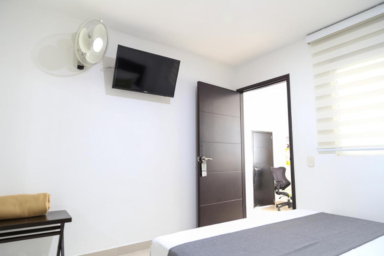 בוקארמנגה La Pera Hotel מראה חיצוני תמונה