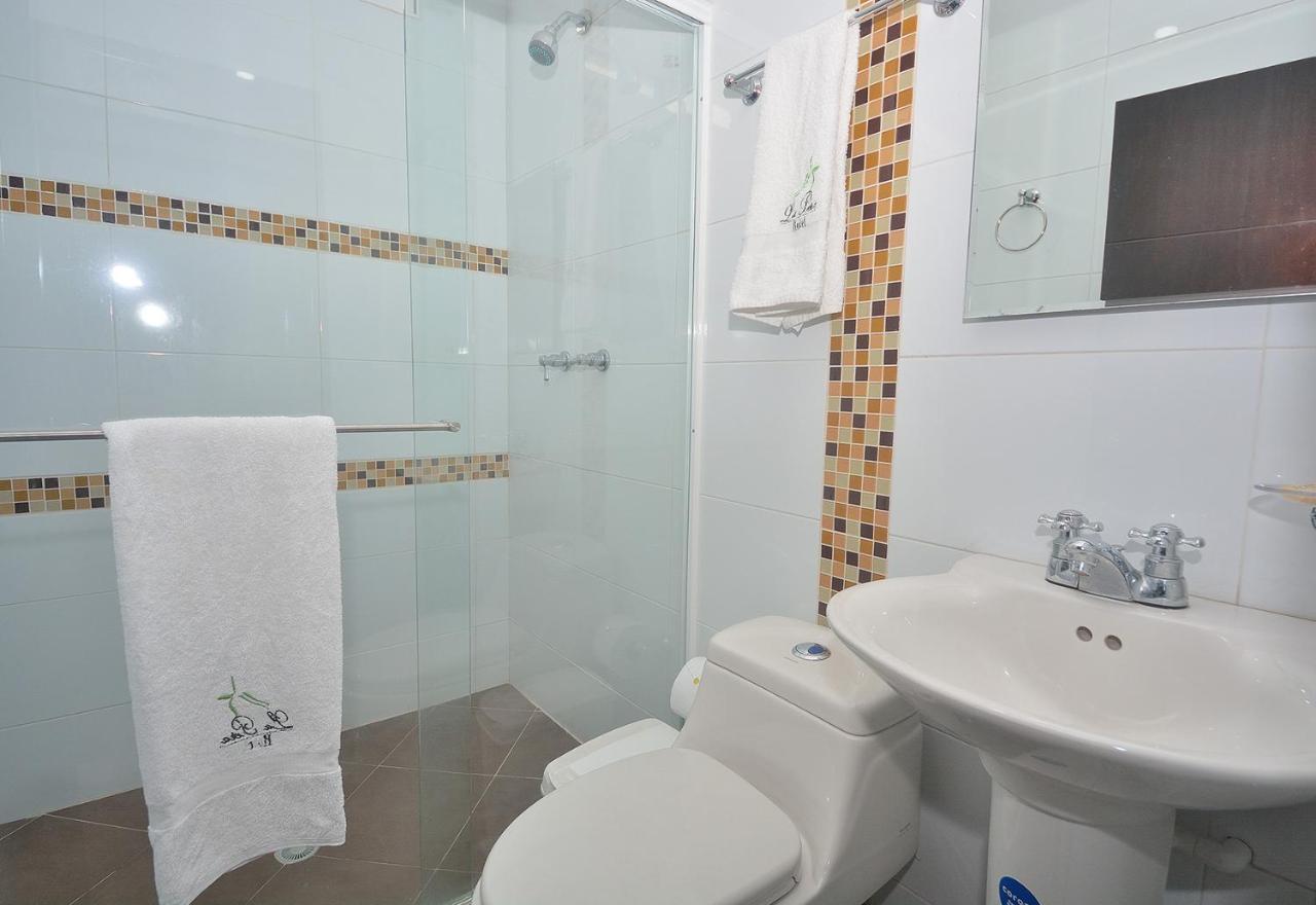 בוקארמנגה La Pera Hotel מראה חיצוני תמונה