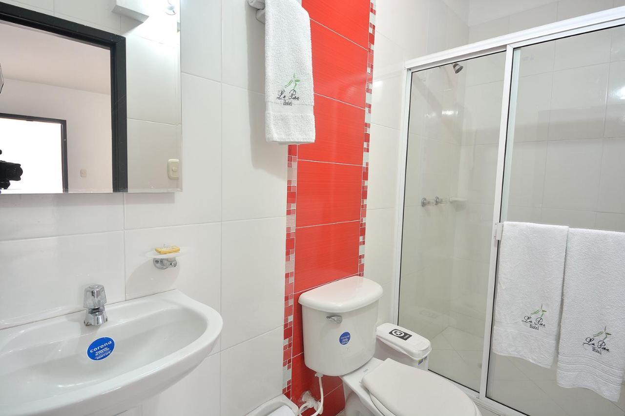 בוקארמנגה La Pera Hotel מראה חיצוני תמונה
