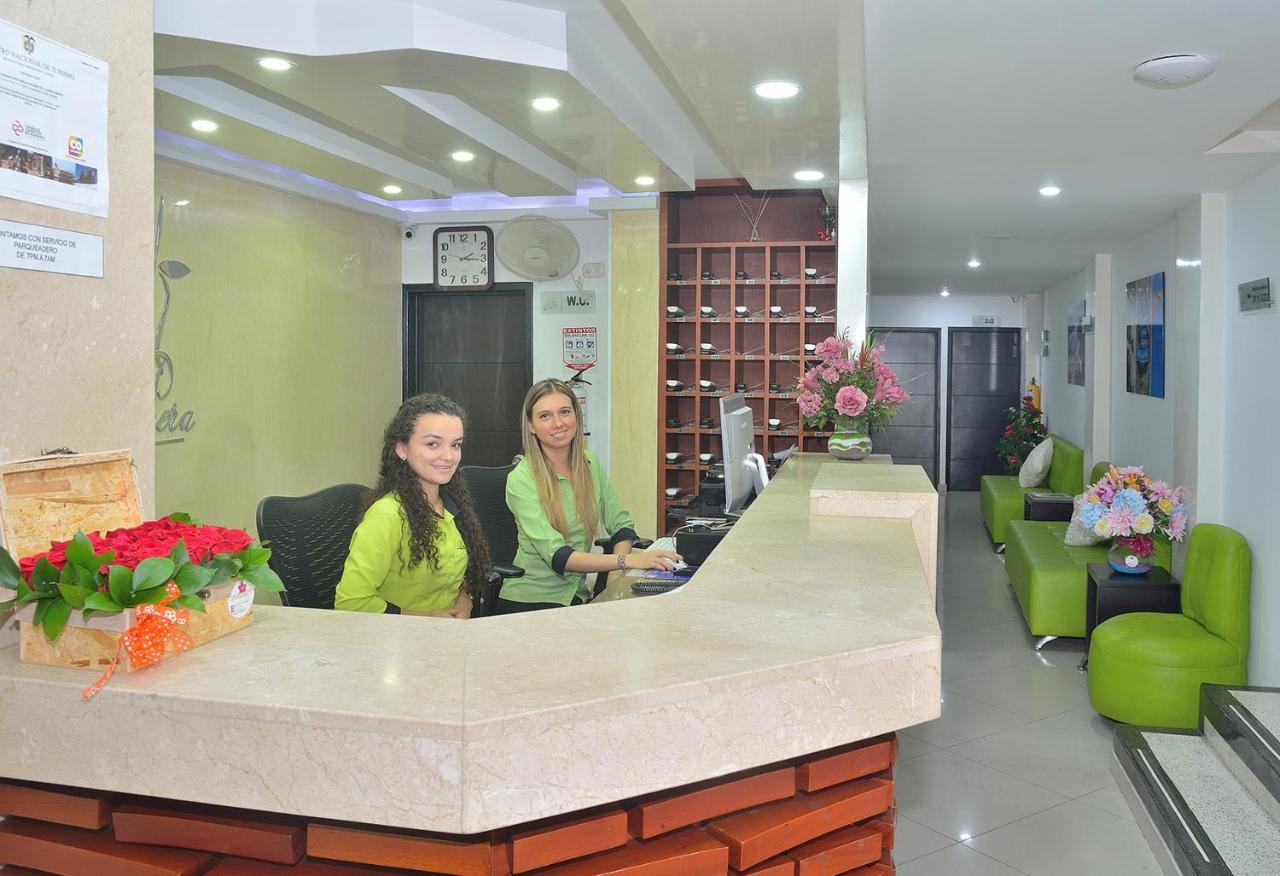 בוקארמנגה La Pera Hotel מראה חיצוני תמונה