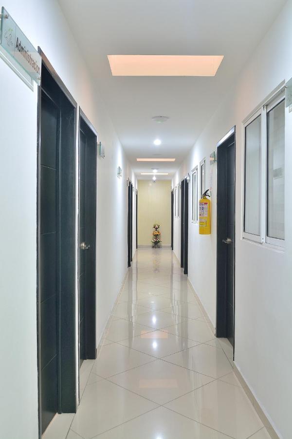 בוקארמנגה La Pera Hotel מראה חיצוני תמונה