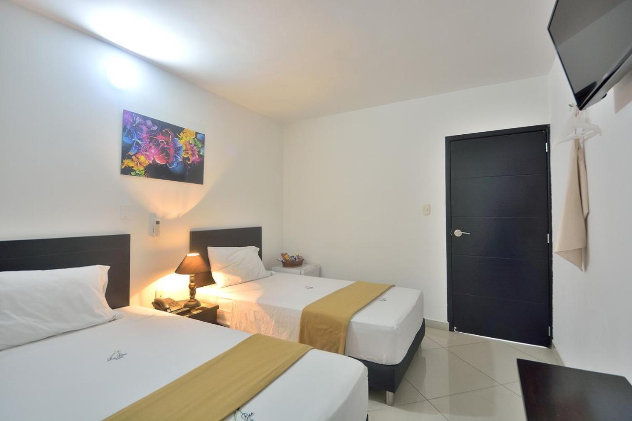 בוקארמנגה La Pera Hotel מראה חיצוני תמונה